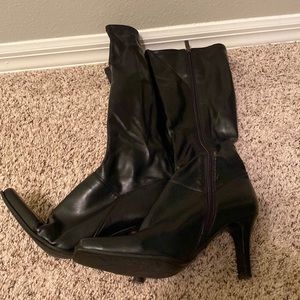Women’s size 9 boots